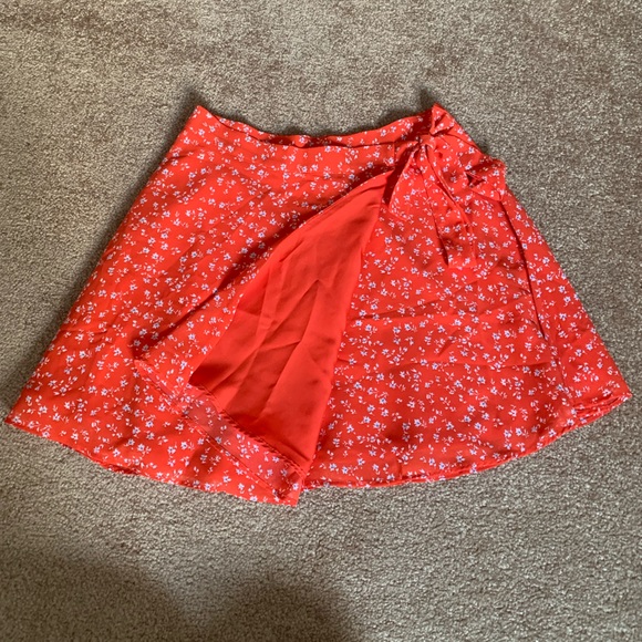 Forever 21 Wrap Skirt - Picture 2 of 4